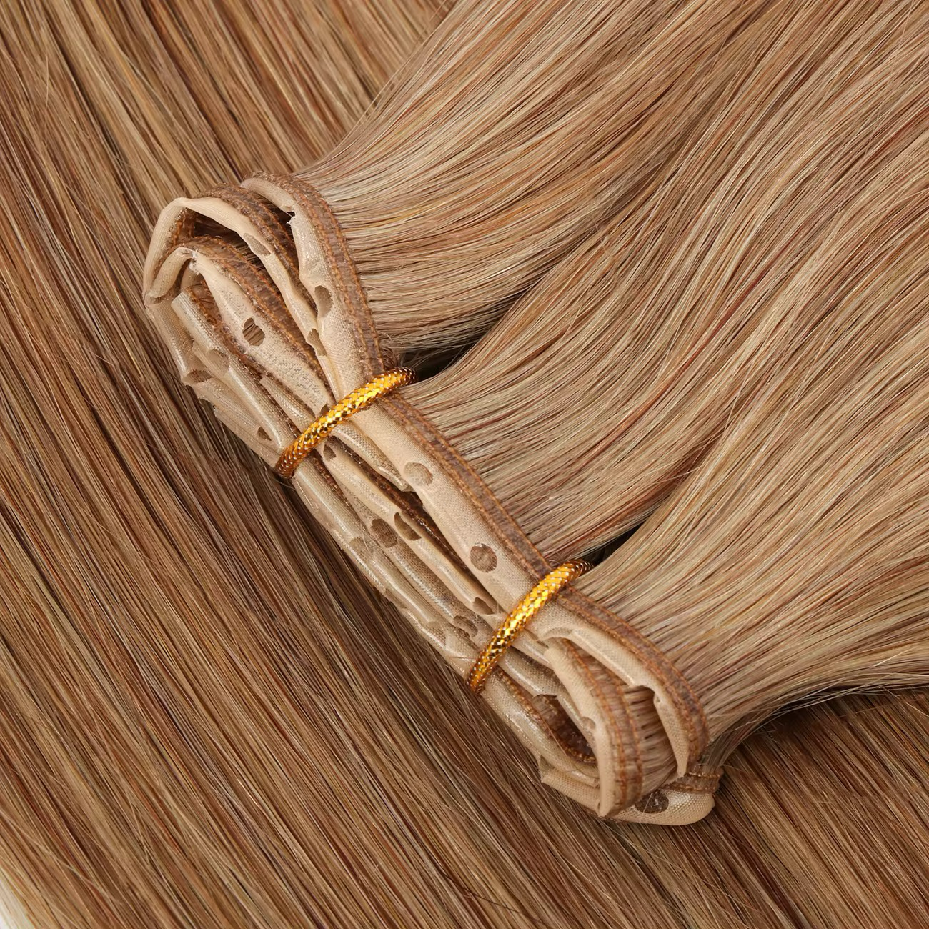 Genius Butterfly Weft 50g Blonds